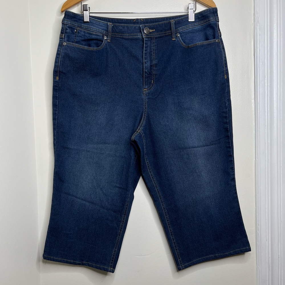 Christopher & Banks Capri Length Denim Jeans Women’s Size 14 Inseam 17.5”